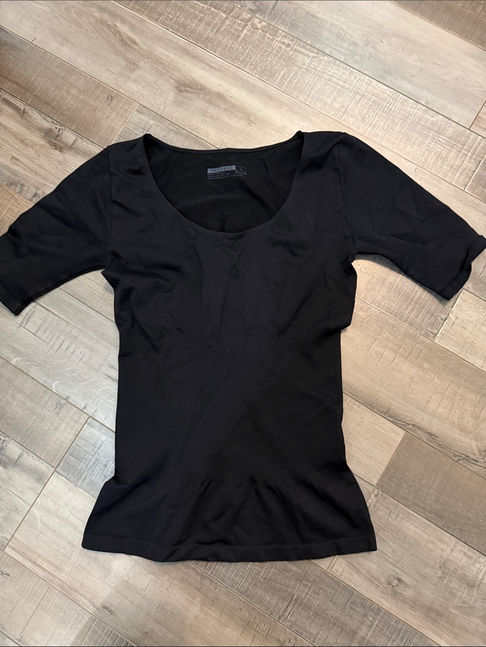 Sassybax Shapwear Scoop Neck Short Sleeve Tee